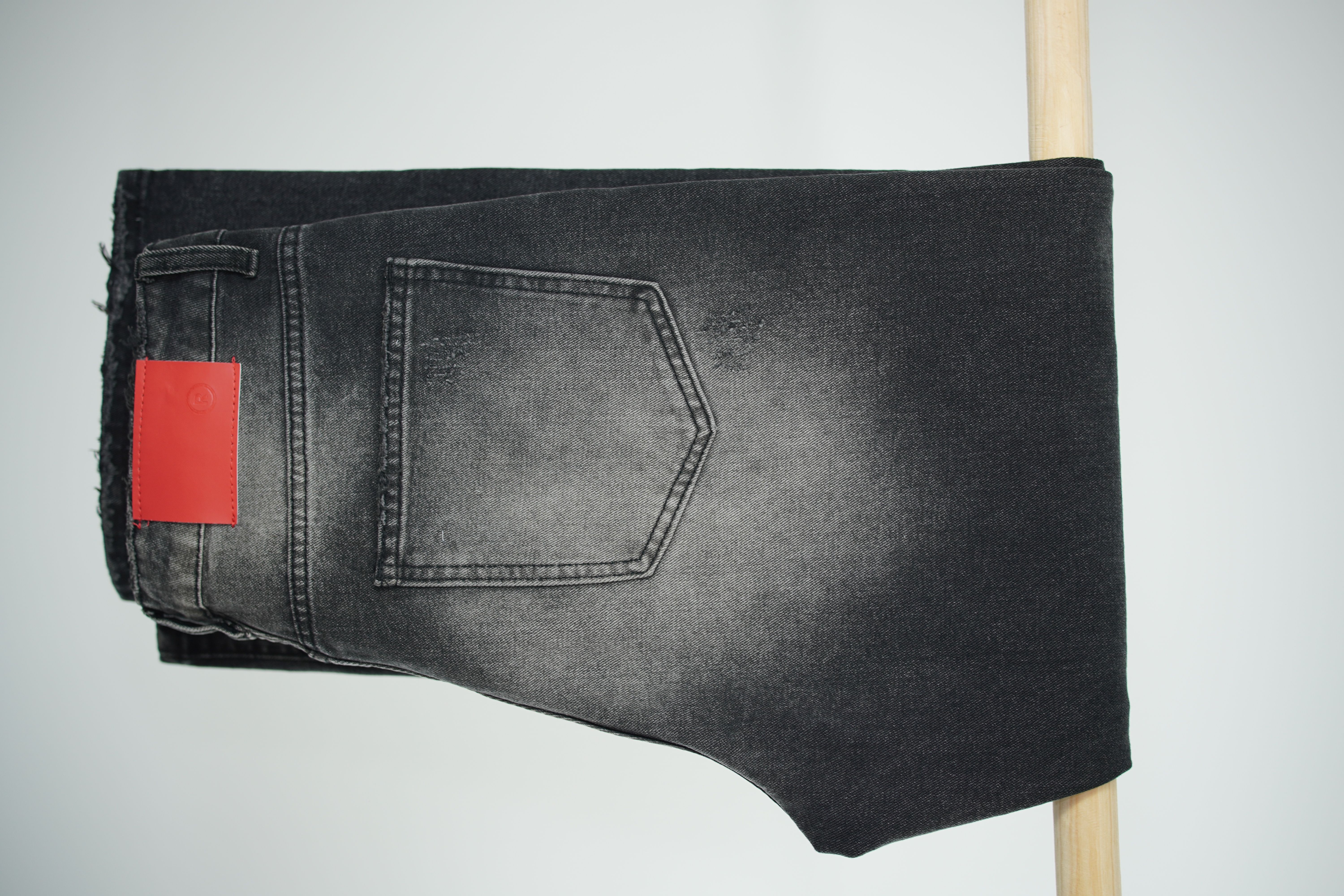 Quần Jeans Baggy Đen Wash Rách